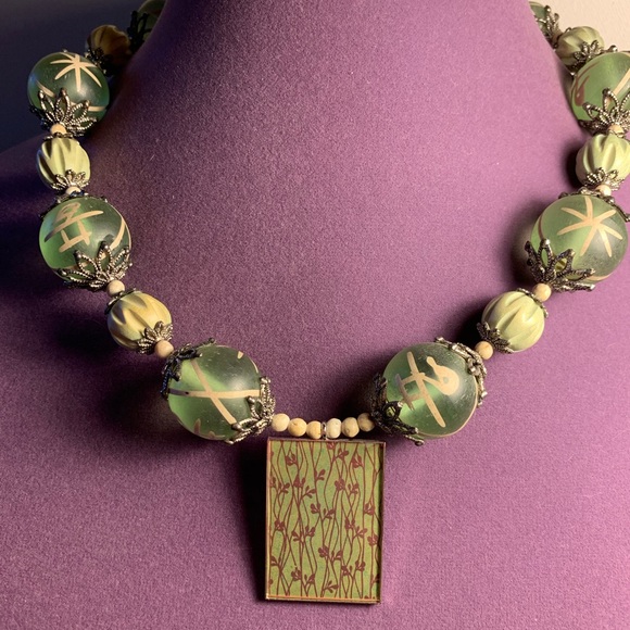 one-of-a-kind Jewelry - Necklace